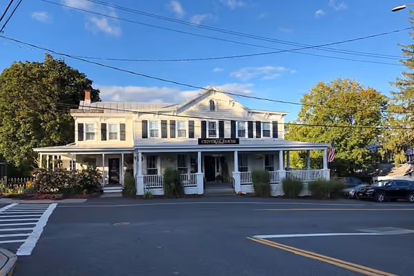 Central House The Inn