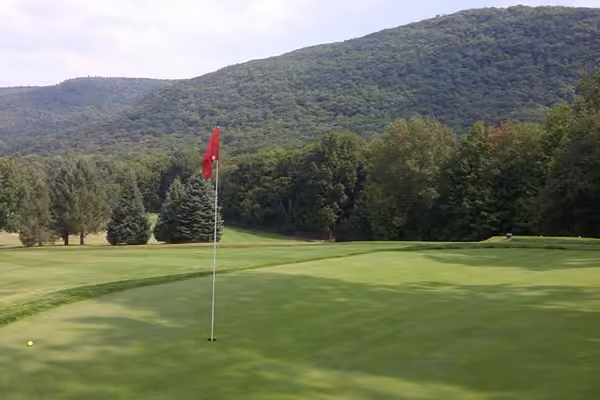 Undermountain Golf Course